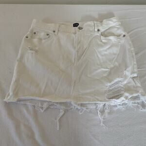 GAP Womans Distressed White Denim Skirt Mini Straight Cotton Zip Spring Summer